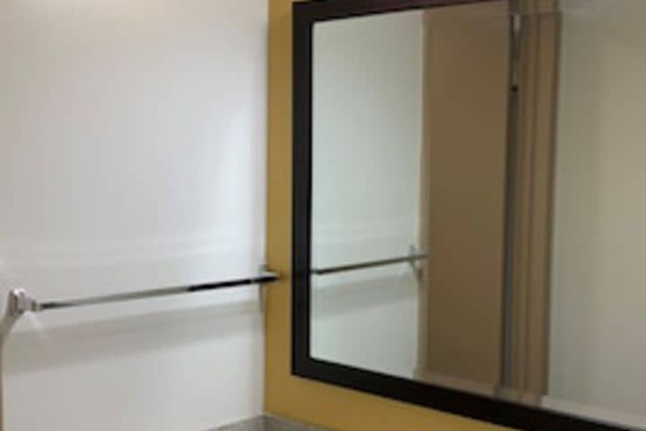 Room 58 of 144