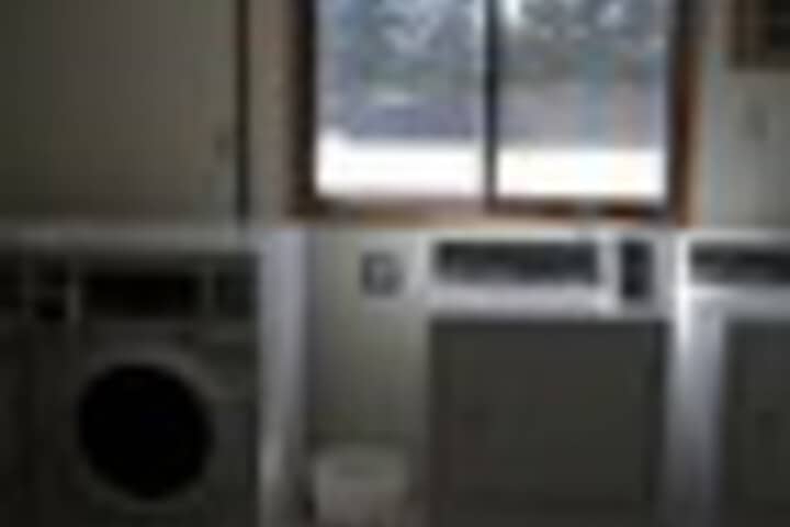 Room 65 of 144
